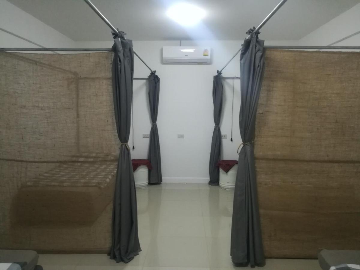 Pak Chong More Hostel エクステリア 写真