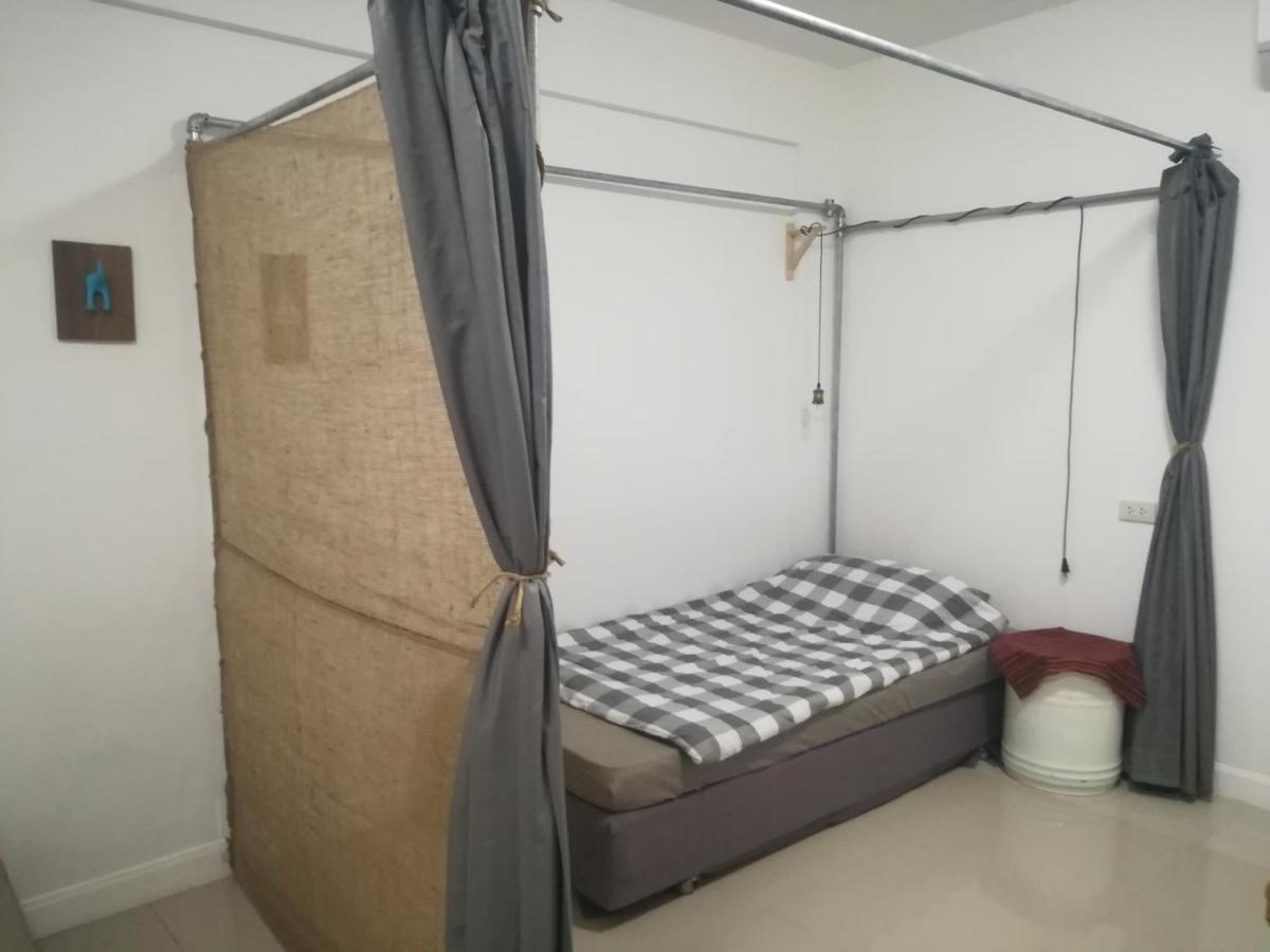 Pak Chong More Hostel エクステリア 写真